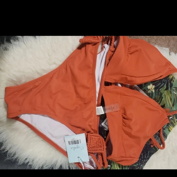 CUPSHE Swimsuit small - Picture 9 of 11